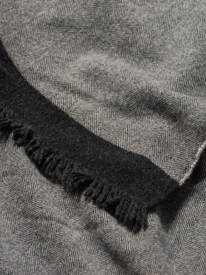 Lambswool - Cashmere Plaid "Washed Vaudie Cormorant Dark" Natural