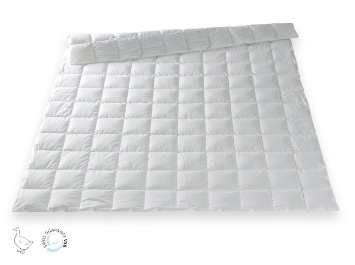 Leichte Daunen Bettdecke "Lugano"