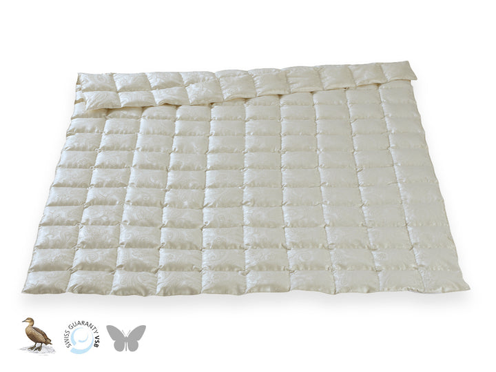 Leichte Eiderdaunen-Seiden Bettdecke "Prince Silk"