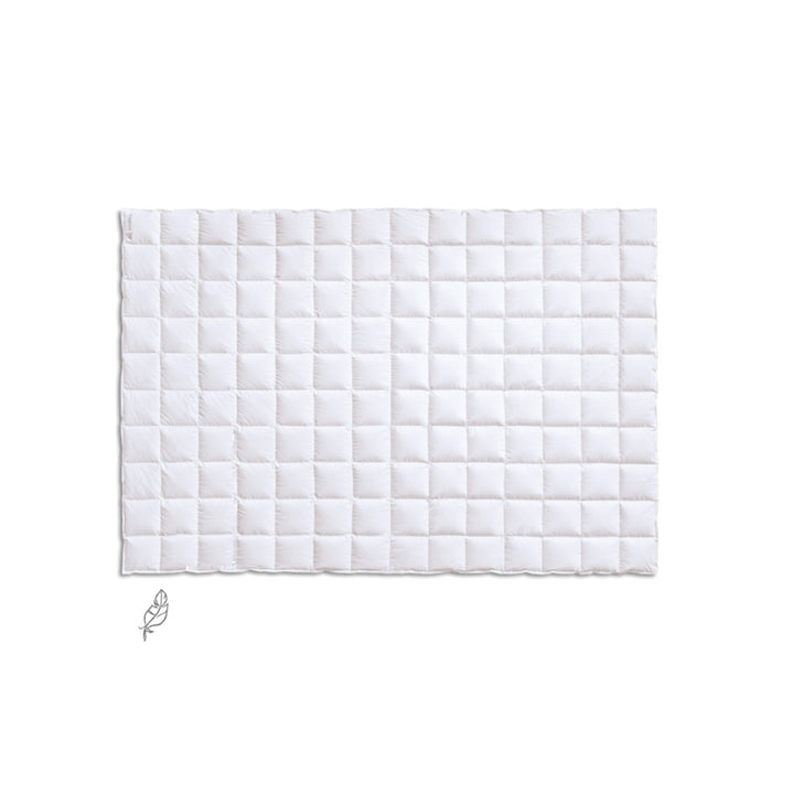 Leichte Daunen Bettdecke "Elegance 700 light"