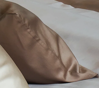 Satin Spannbettlaken "Secret 700 TC"