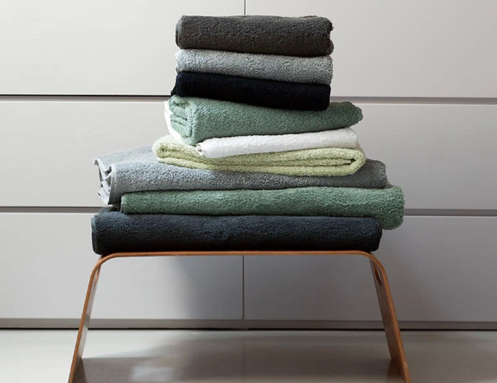 Puristisches Schweizer Frottier "Puro" - Herstellerangebot