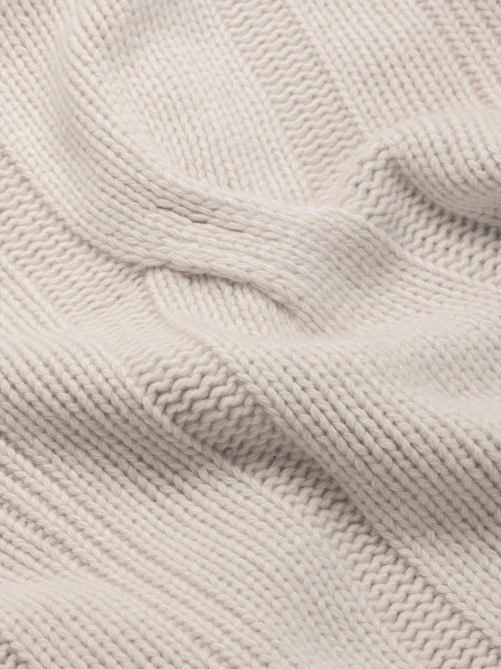 Strickdecke aus 100% Kaschmir "Chalet Dust"