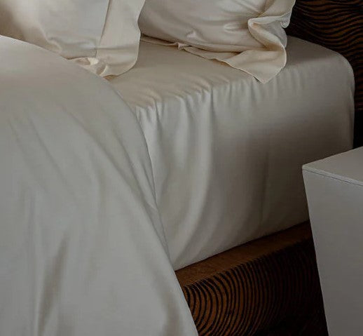 Satin fitted sheet "Celso de Lemos Amanda 1400 TC"