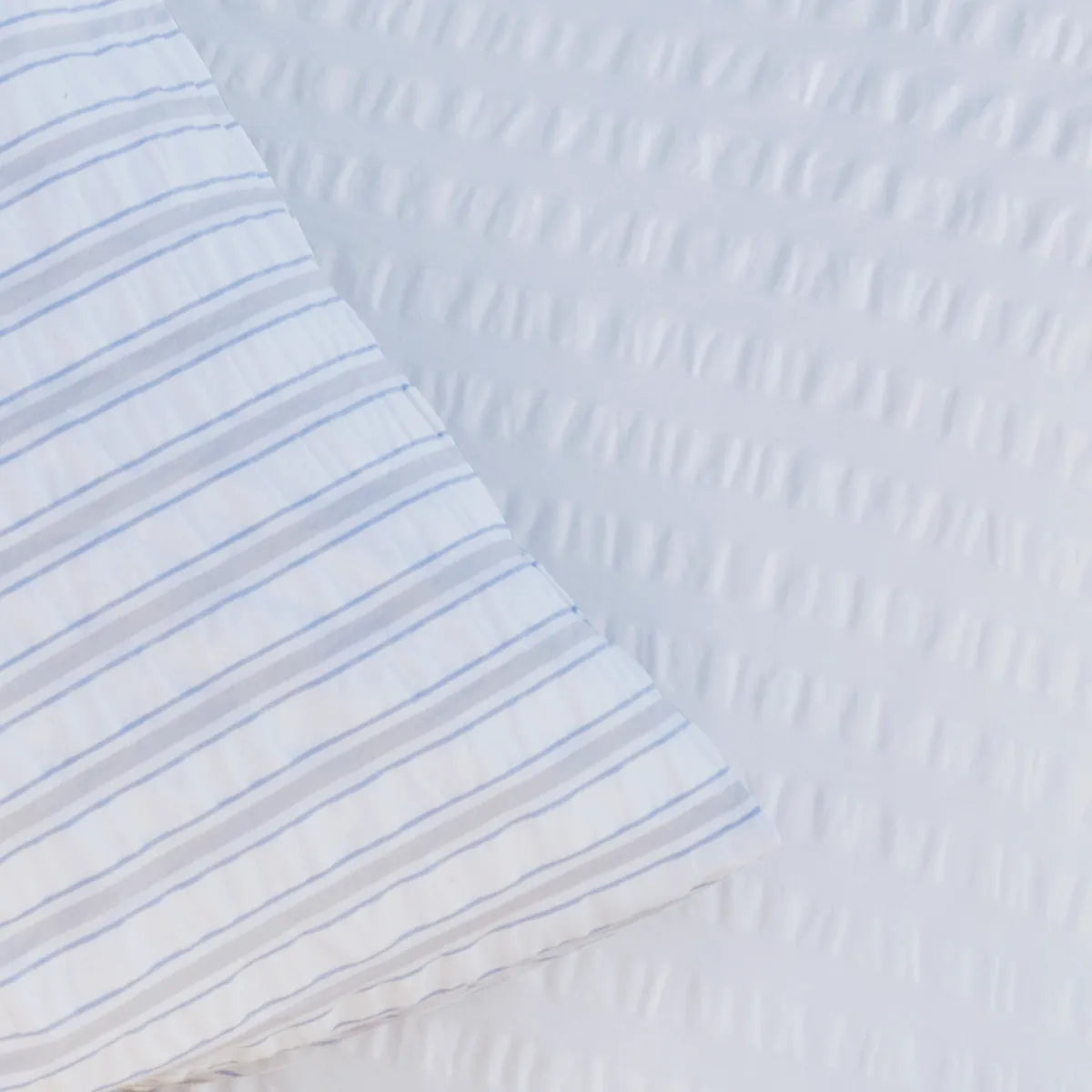 Baumwoll Seersucker Bettwäsche "Dean Blanc" gris stripe