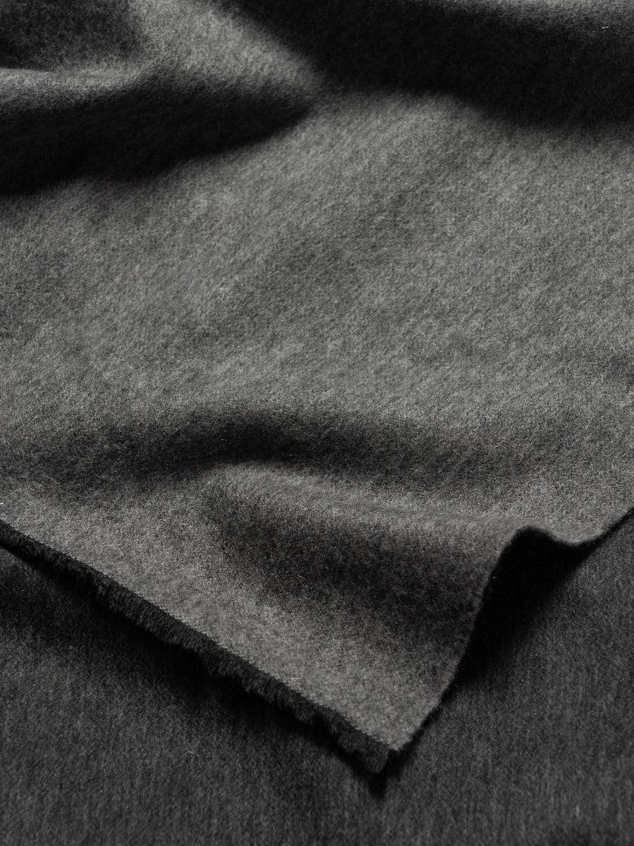 Lammwollplaid mit Kaschmir "Vale Reversible Charcoal Grey"