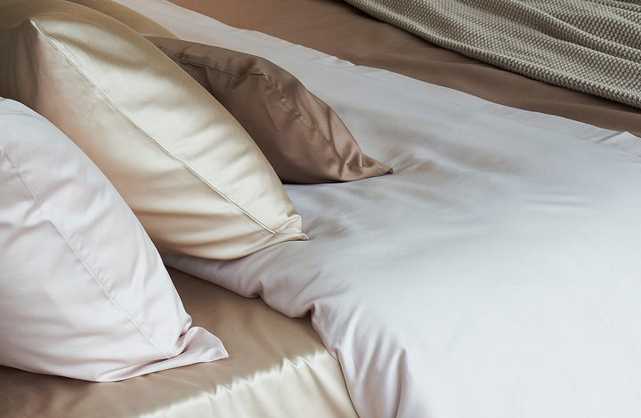 Satin Spannbettlaken "Secret 700 TC"