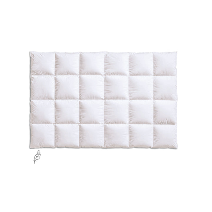 Warme Daunen Bettdecke "Elegance 700 warm"