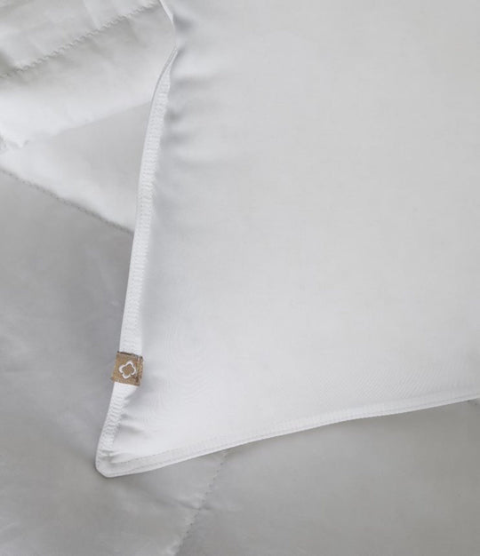Bantal Bulu Angsa 1 Kamar yang Lembut "Molissima"