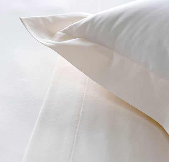 Satin stræklagen "Celso de Lemos Amanda 1400 TC"