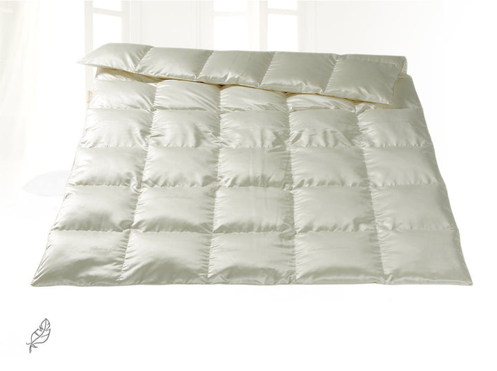 Daunen Bettdecke Medium "Basel"